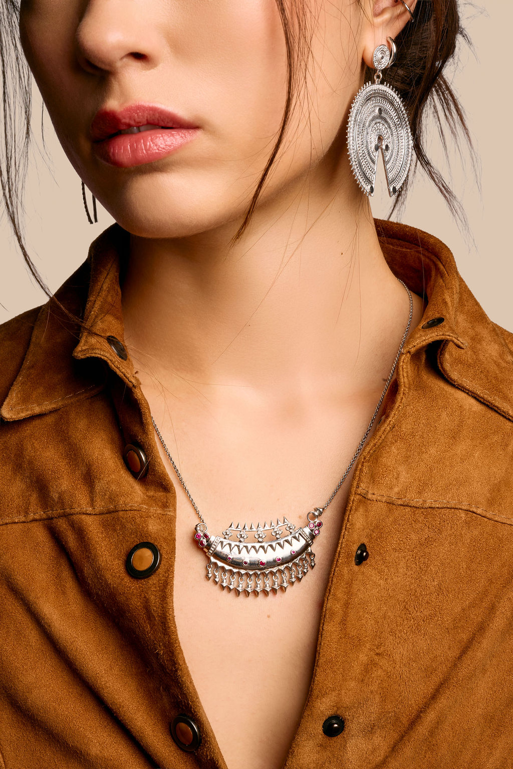 Adra necklace, silver and ruby